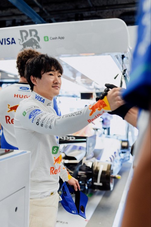 images/02.jpg